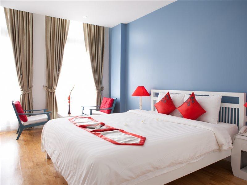The Frangipani Royal Palace Hotel Phnompen Kültér fotó