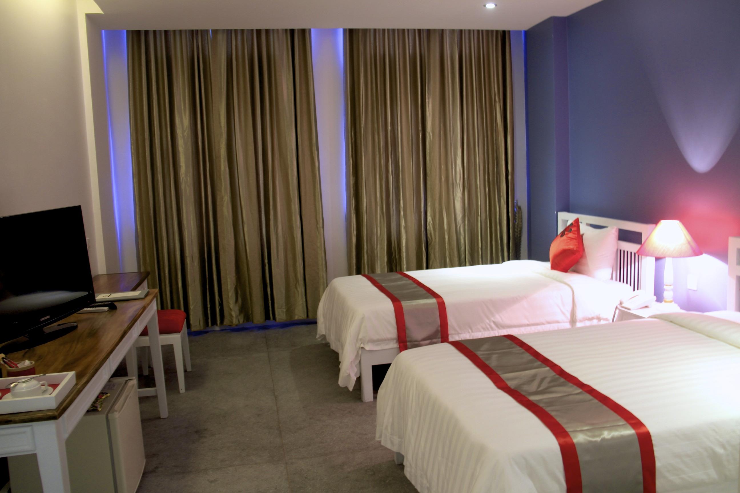 The Frangipani Royal Palace Hotel Phnompen Kültér fotó